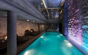 Endless Art Hotel-Special Category